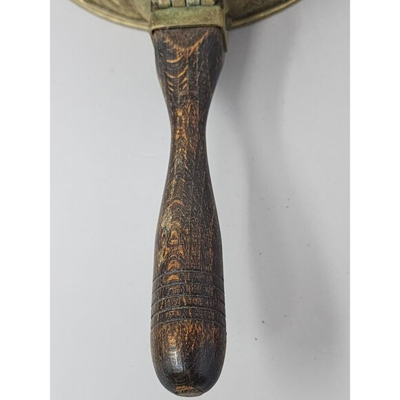 Vintage Brass & Wood Ship Design Silent Butler/Bed Warming Pan With Handle - Picture 12 of 15